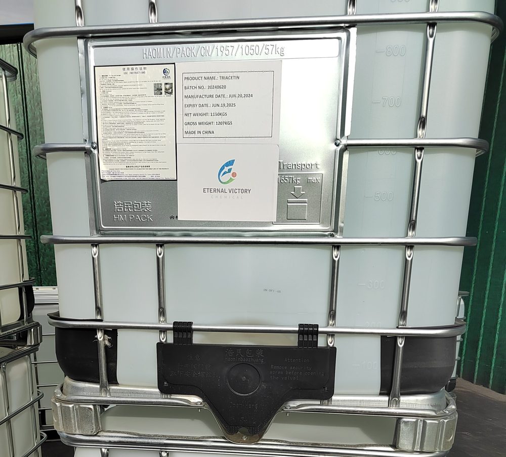 Triacetin in an IBC container labelled with the Eternal Victory Chemical mark